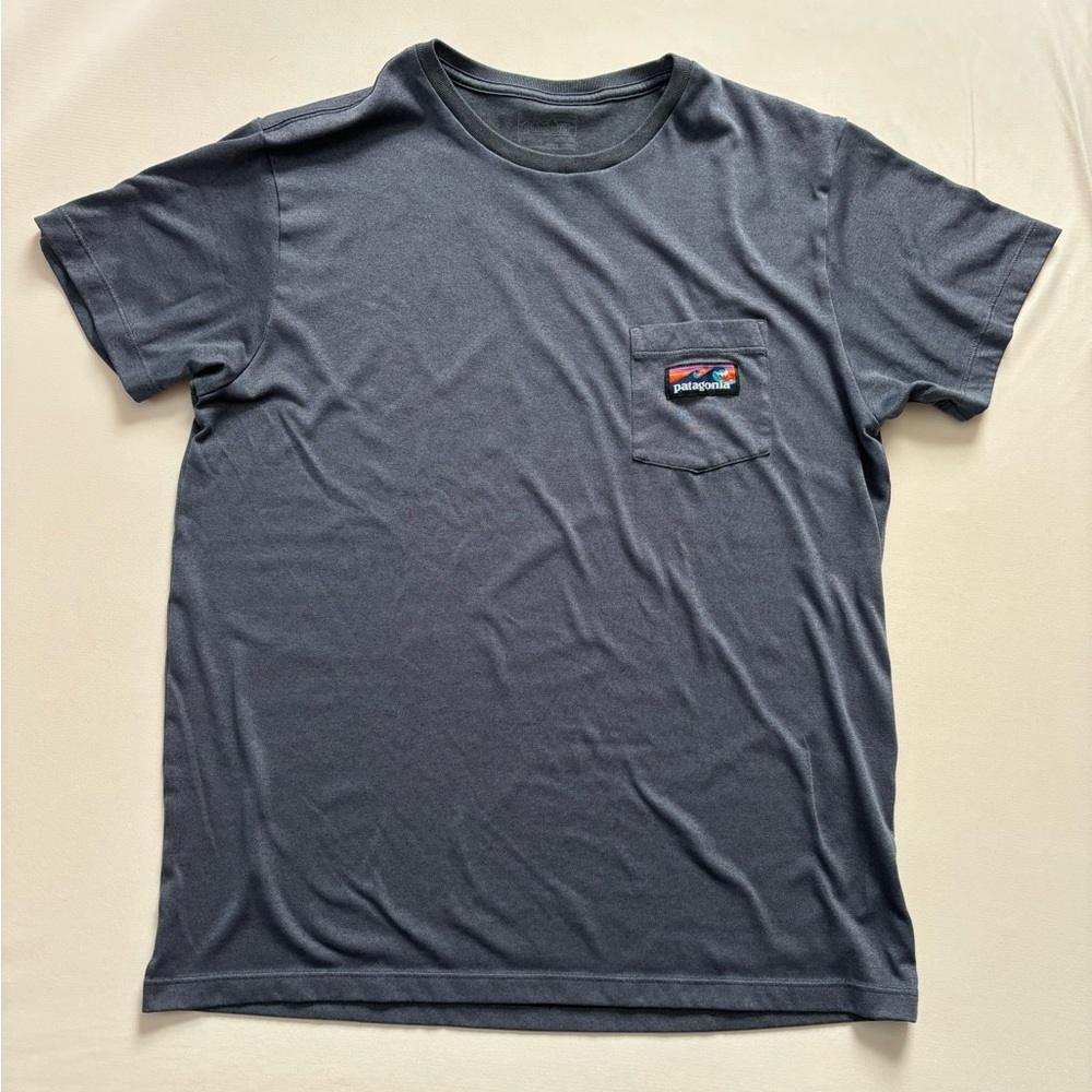 Patagonia Men's Slim Fit Responsibili-Tee Hybrid Pocket Stretch (L)